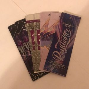 Assorted Bronzer Tanning Lotion Packets💜